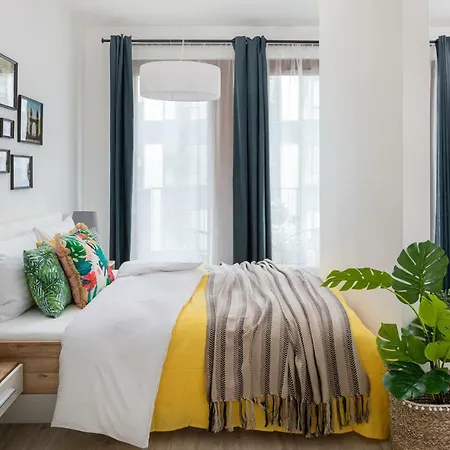 Rent Like - Magazynowa 9a